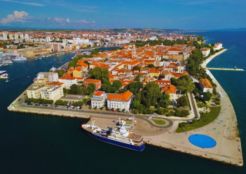 Pogled na cijeli grad Zadar
