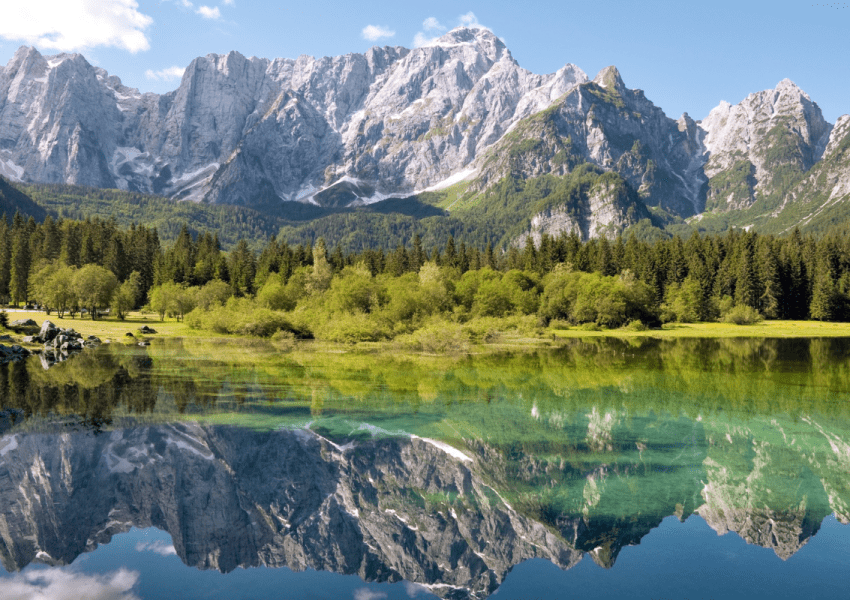 Na slici su Julijske Alpe.